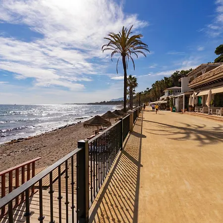 Apartment Espacios Amplio Apartamento En Lomas Club Con Jardin Privado Marbella